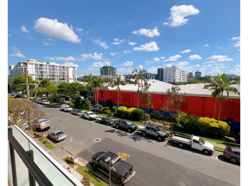 202/25 Bank Street, West End QLD 4101