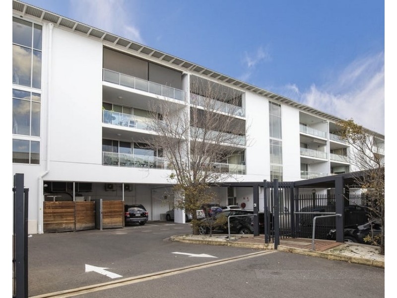 32w/18 Main Street, Mawson Lakes SA 5095