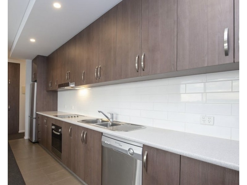 32w/18 Main Street, Mawson Lakes SA 5095