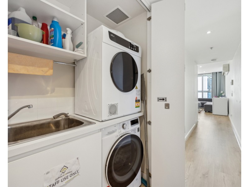 1107/10 Balfours Way, Adelaide SA 5000