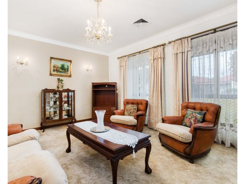 8 Sunbeam Road, Glynde SA 5070