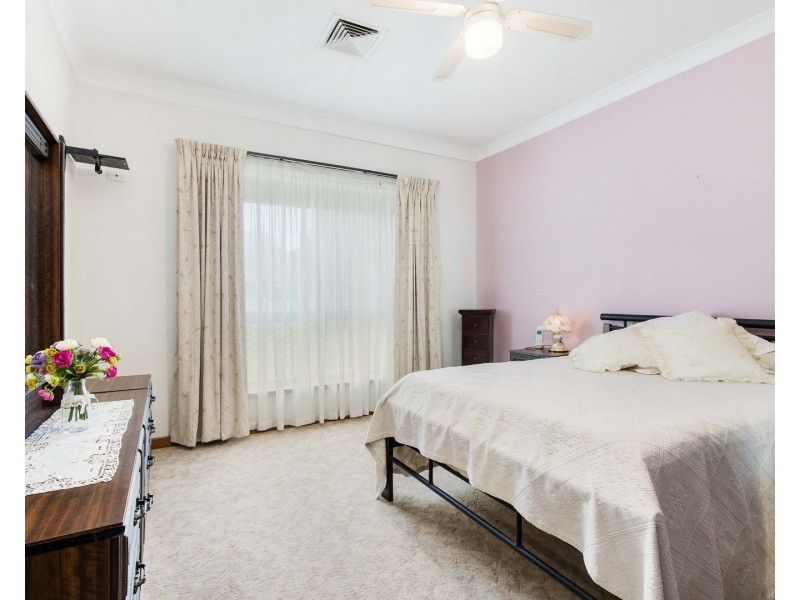 8 Sunbeam Road, Glynde SA 5070