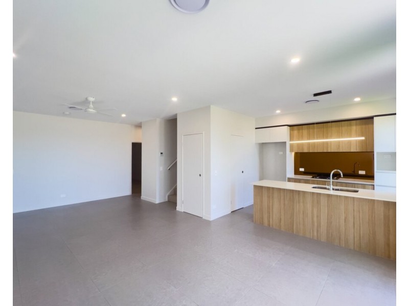 46/1 Lake Serenity Blvd, Helensvale QLD 4212