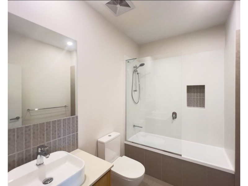 46/1 Lake Serenity Blvd, Helensvale QLD 4212