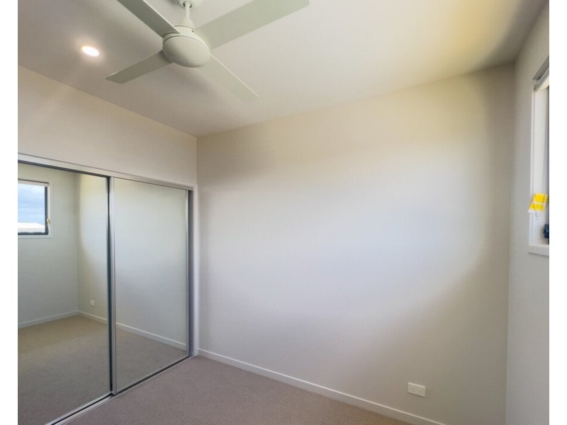 46/1 Lake Serenity Blvd, Helensvale QLD 4212