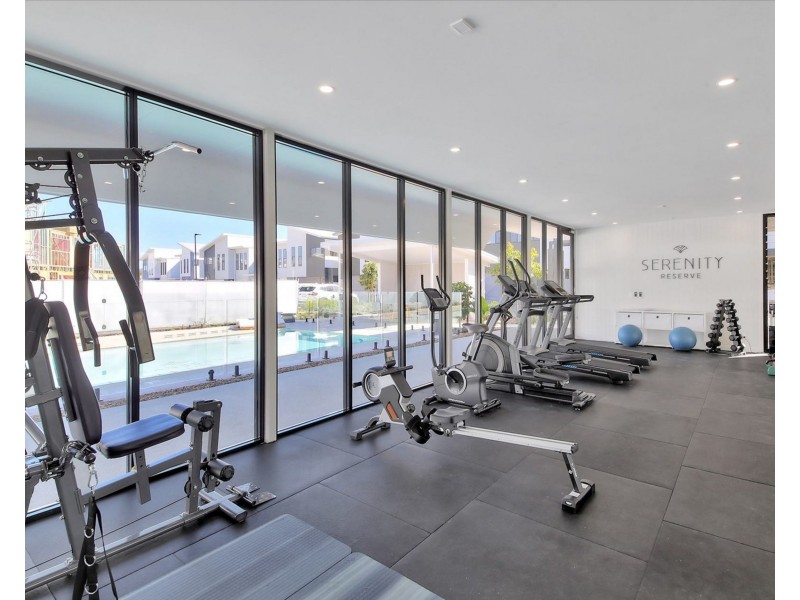 17/1 Lake Serenity Boulevard, Helensvale QLD 4212