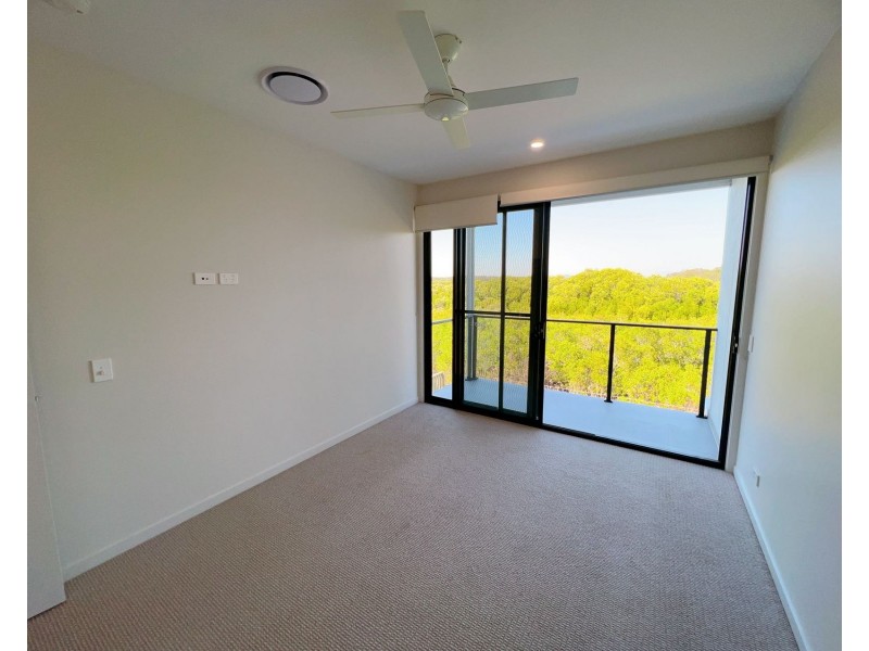 17/1 Lake Serenity Boulevard, Helensvale QLD 4212