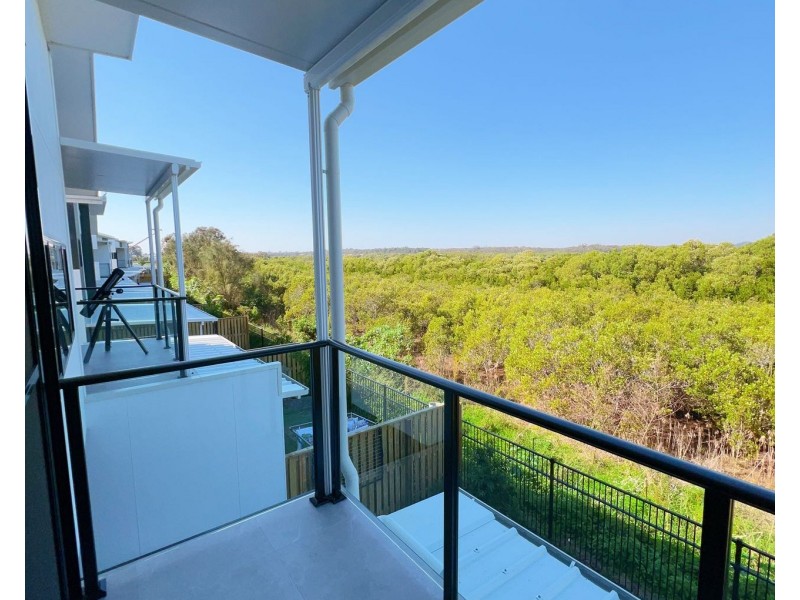 17/1 Lake Serenity Boulevard, Helensvale QLD 4212