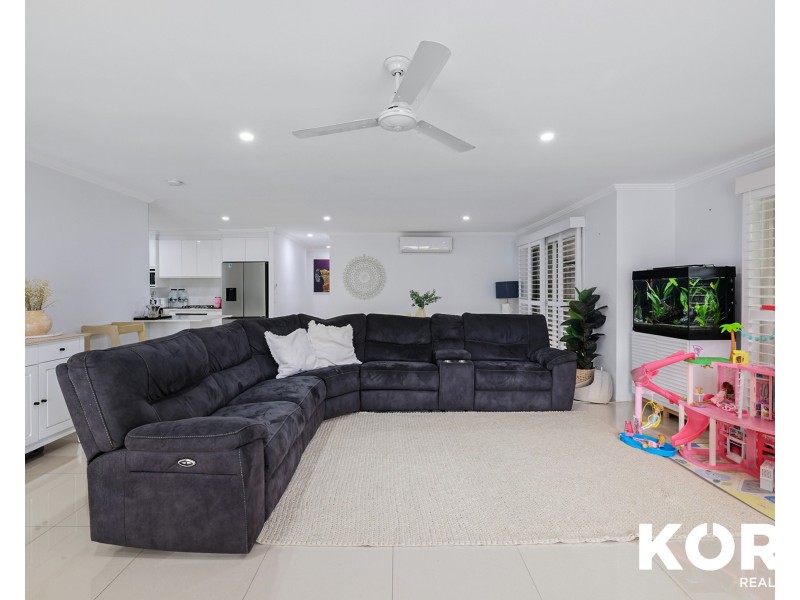 3 Manor Close, Robina QLD 4226