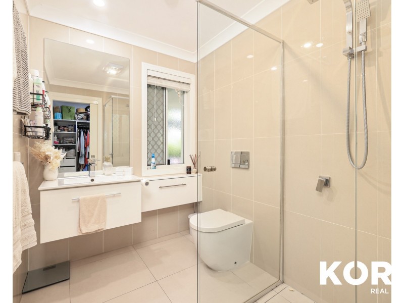 3 Manor Close, Robina QLD 4226