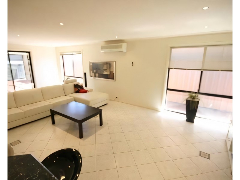 12 Holly Street, O’halloran Hill SA 5158