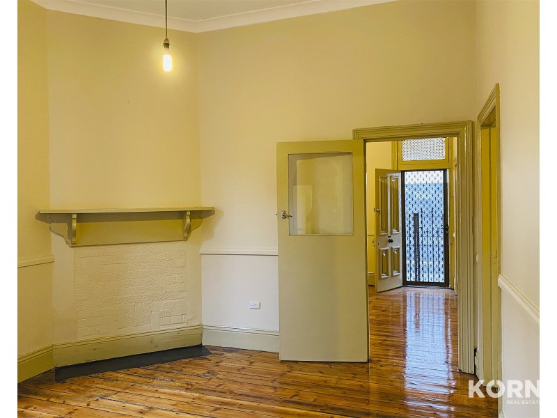 33 Hobsons Place, Adelaide SA 5000