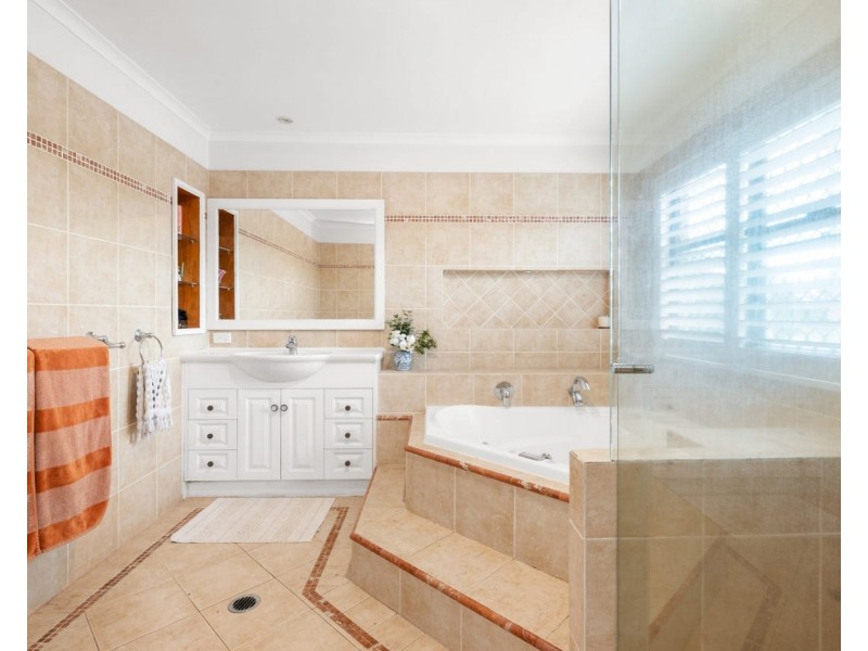 15 Sabu Court, Mcdowall QLD 4053