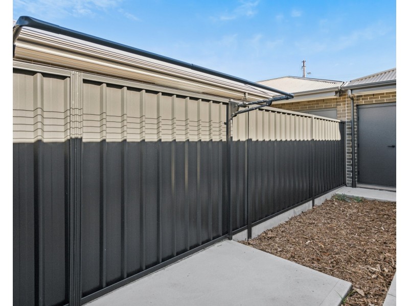 16 Ancell Court, Valley View SA 5093