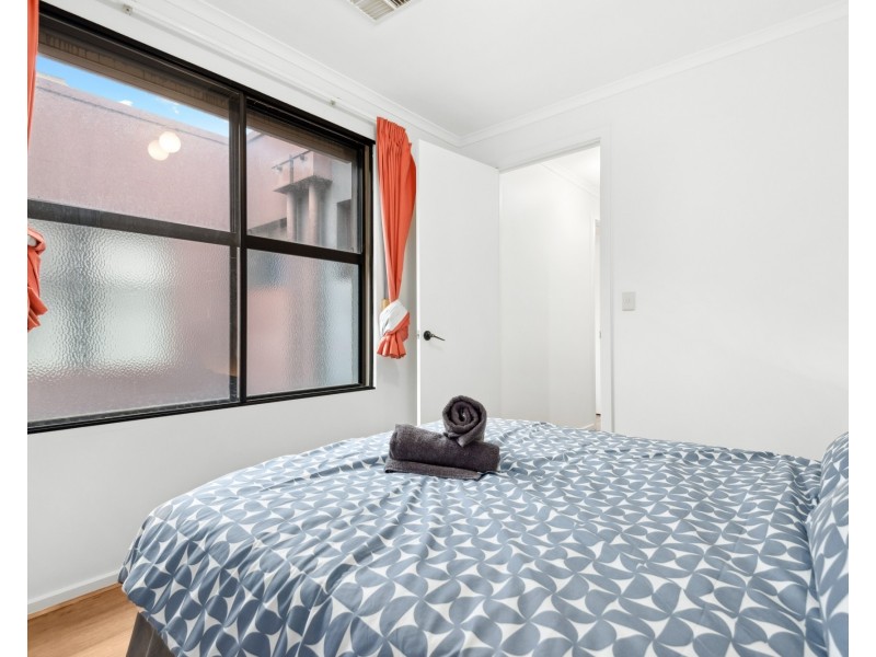 8 Heaslip Close, Adelaide SA 5000