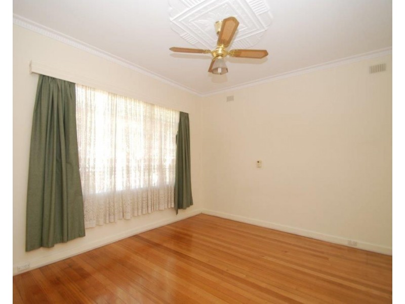 12 Kintore Avenue, Kilburn SA 5084