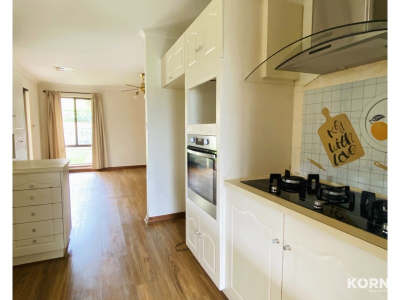 1 Sarepta Court, Flagstaff Hill SA 5159