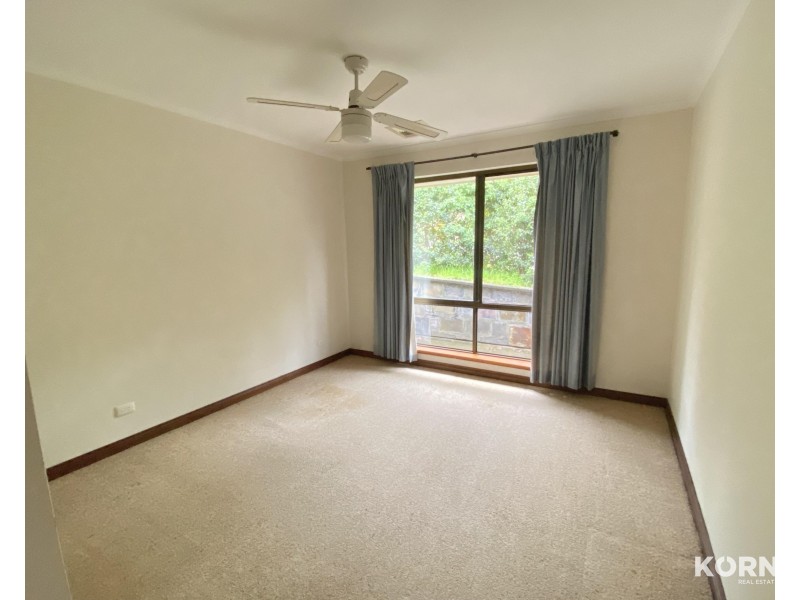 1 Sarepta Court, Flagstaff Hill SA 5159