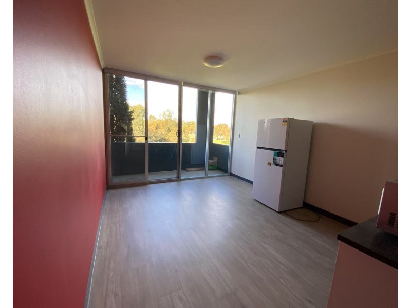 24/13 Yates Street, Mawson Lakes SA 5095