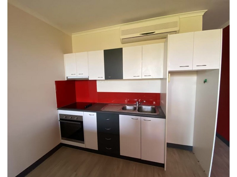 24/13 Yates Street, Mawson Lakes SA 5095