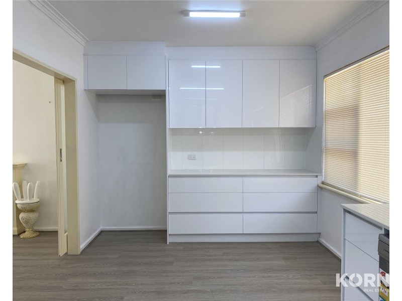 16 Nilpena Avenue, Park Holme SA 5043