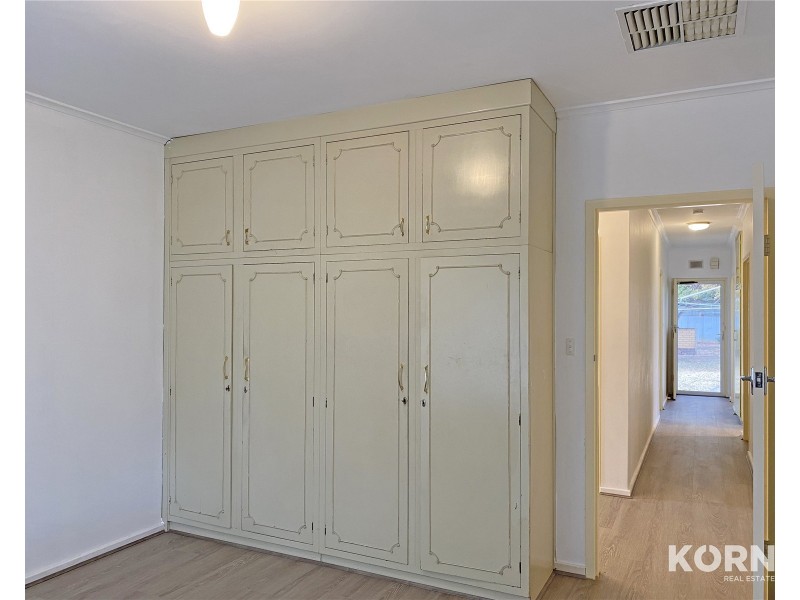 16 Nilpena Avenue, Park Holme SA 5043