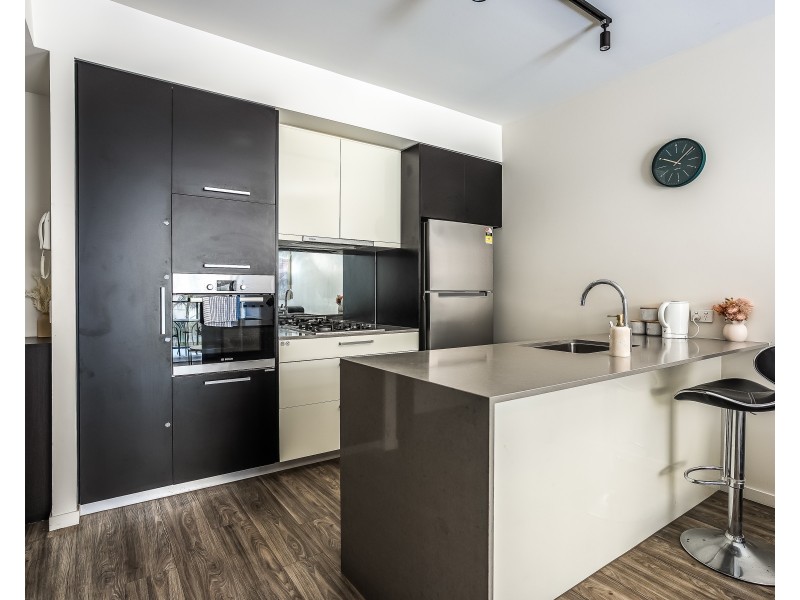 1015/9 Edmondstone Street, South Brisbane QLD 4101