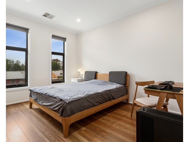 16A Cungena Avenue, Park Holme SA 5043