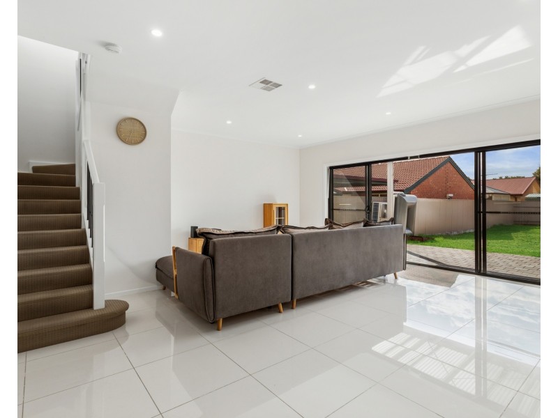 16A Cungena Avenue, Park Holme SA 5043