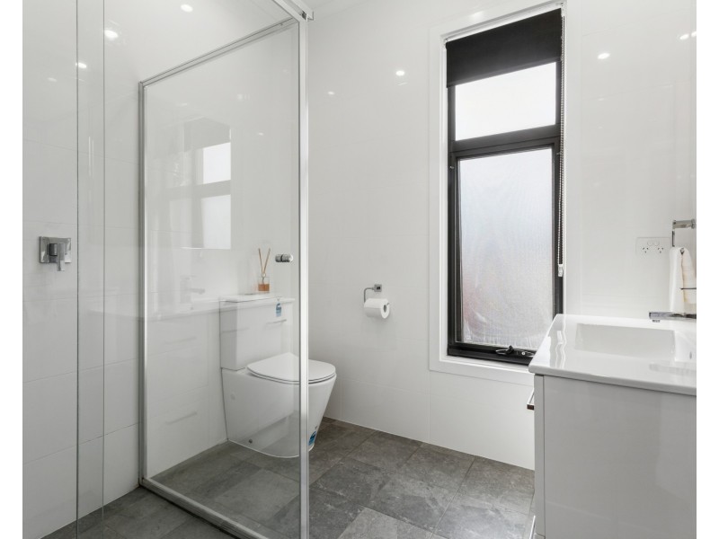 16A Cungena Avenue, Park Holme SA 5043