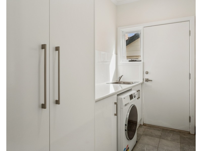 16A Cungena Avenue, Park Holme SA 5043