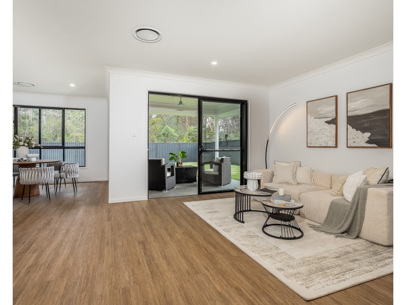 18 Gilding Place, Pallara QLD 4110