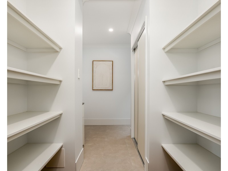 18 Gilding Place, Pallara QLD 4110