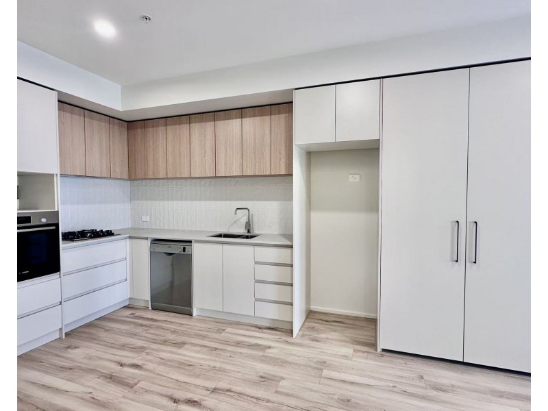 909/6 Penaluna Place, Adelaide SA 5000
