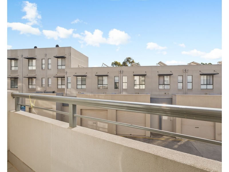 22/10 Darby Lane, Mawson Lakes SA 5095