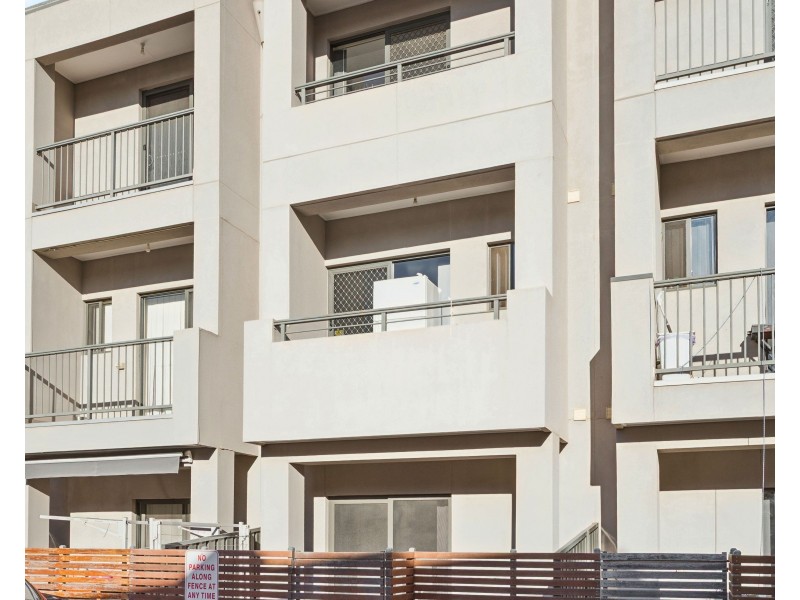 22/10 Darby Lane, Mawson Lakes SA 5095