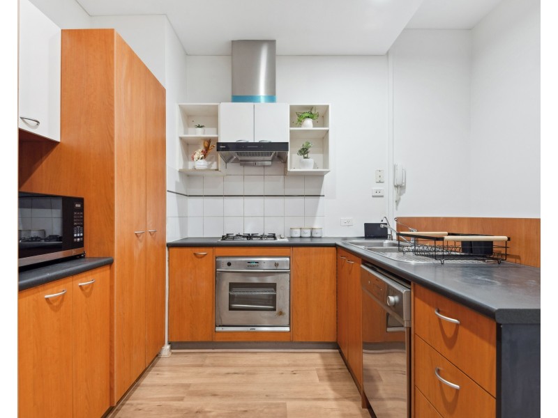 8 Heaslip Close, Adelaide SA 5000