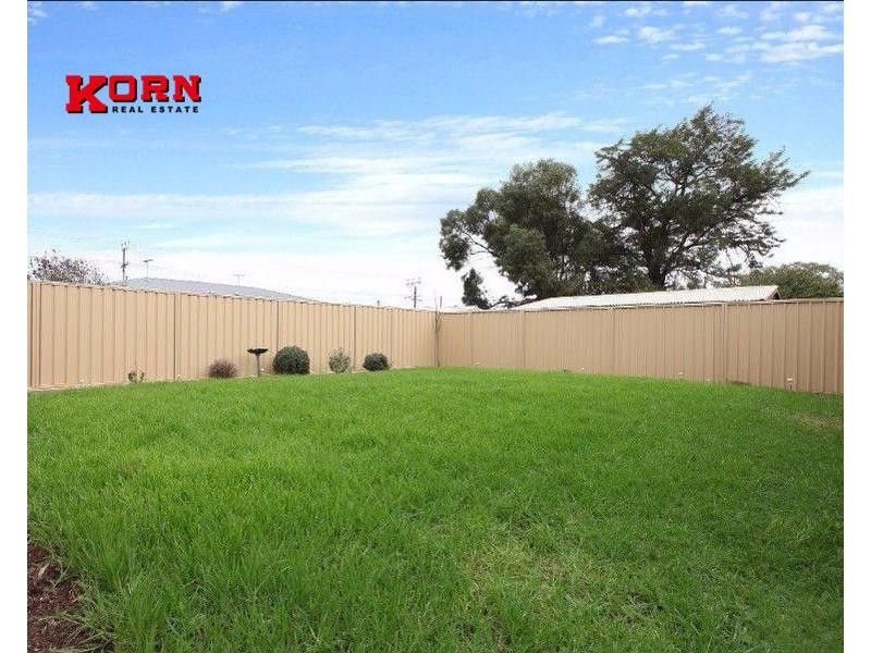 17 Davison Crescent, Smithfield Plains SA 5114