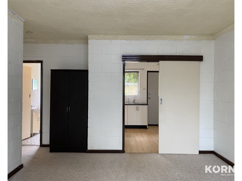 2/18 Burbank Ave, Bedford Park SA 5042