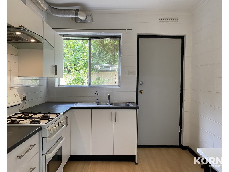 2/18 Burbank Ave, Bedford Park SA 5042