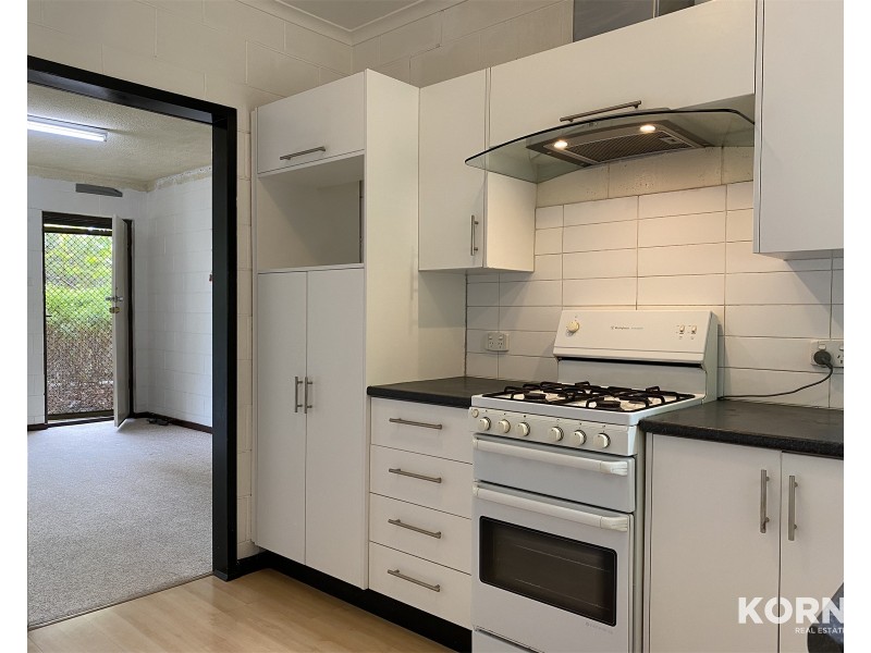 2/18 Burbank Ave, Bedford Park SA 5042