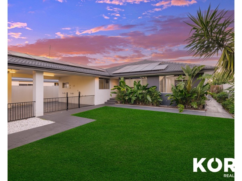 26 Coobowie Street, Broadbeach Waters QLD 4218