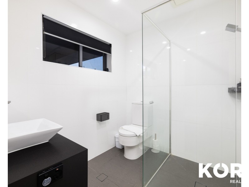 26 Coobowie Street, Broadbeach Waters QLD 4218