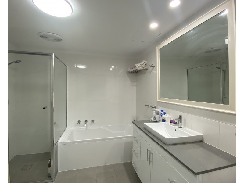 5/19 St Helena Place, Adelaide SA 5000