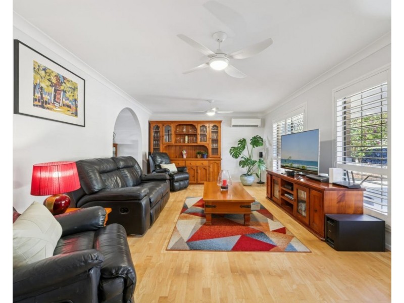 21 Conifer Street, Daisy Hill QLD 4127