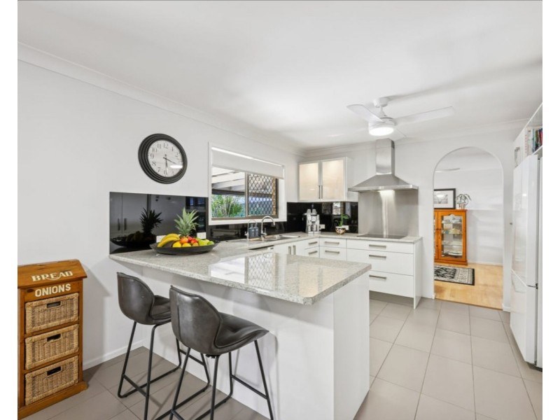 21 Conifer Street, Daisy Hill QLD 4127