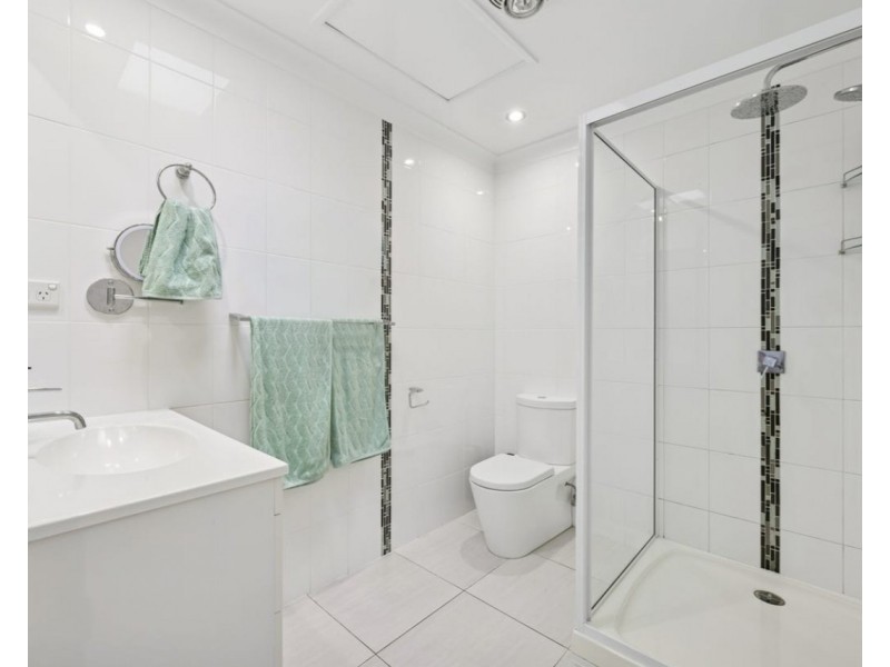 21 Conifer Street, Daisy Hill QLD 4127