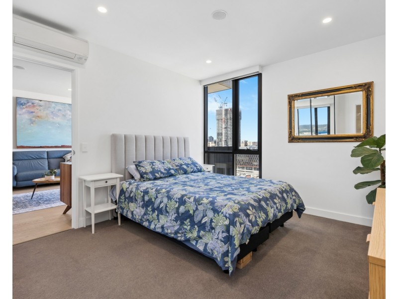 1807/156 Wright Street, Adelaide SA 5000