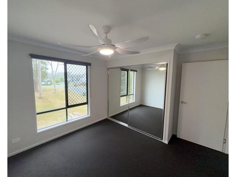 50 Knightsbridge Street, Pallara QLD 4110