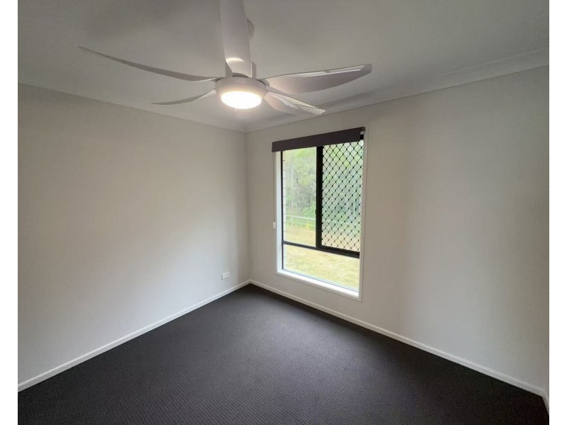 50 Knightsbridge Street, Pallara QLD 4110